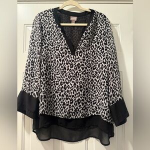 Chico's Leopard Print shirt Blouse Women's Size 2 (L/12)